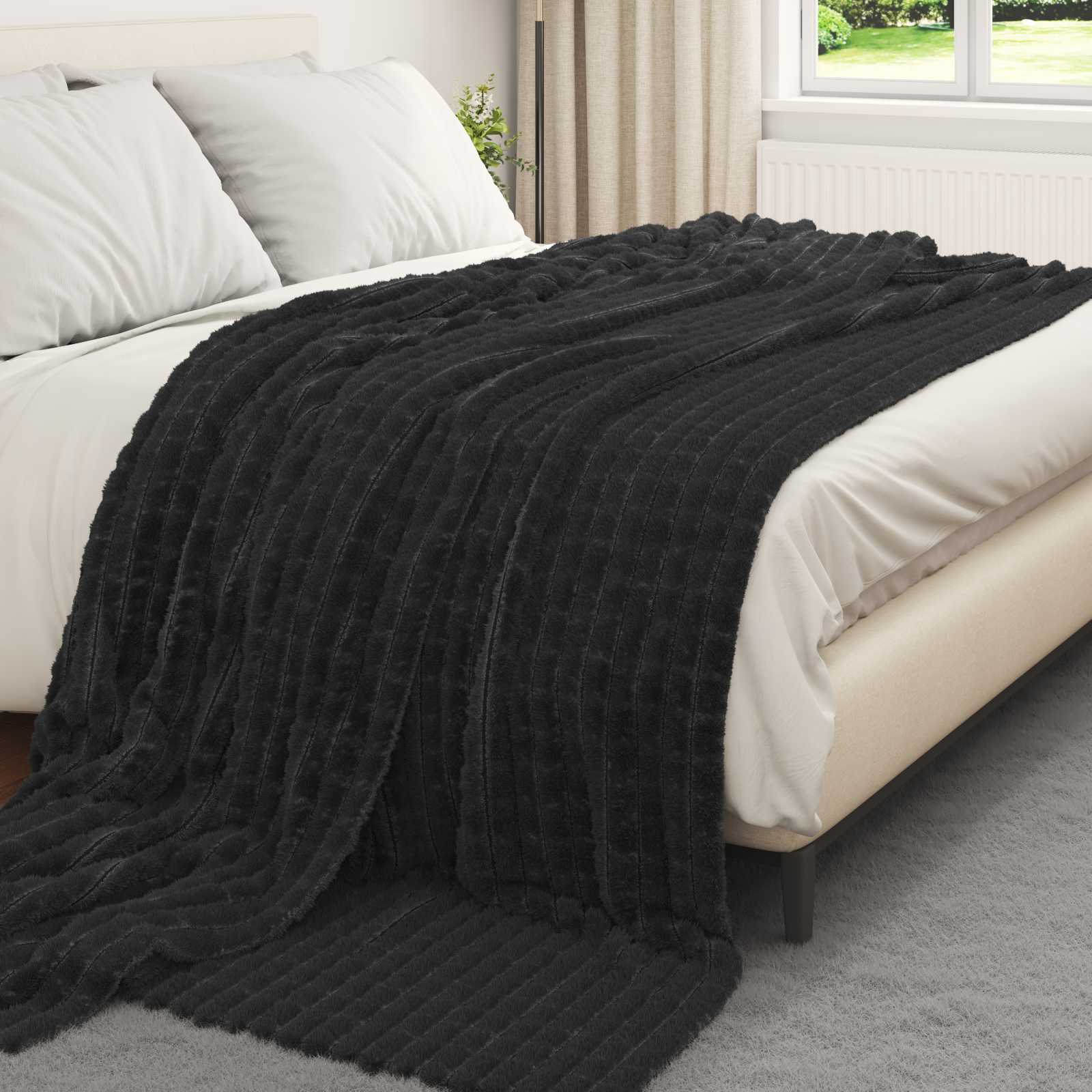 Überwurfdecke Beige 150 x 130 cm Fleece
