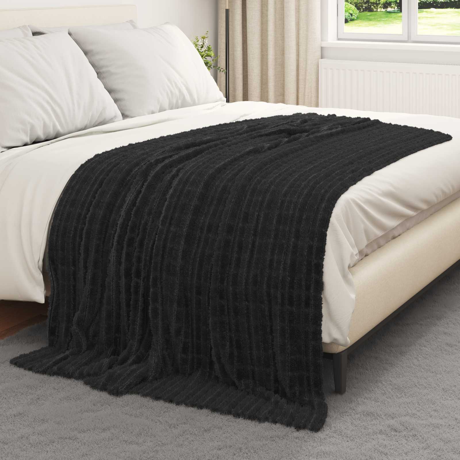 Überwurfdecke Beige 150 x 130 cm Fleece