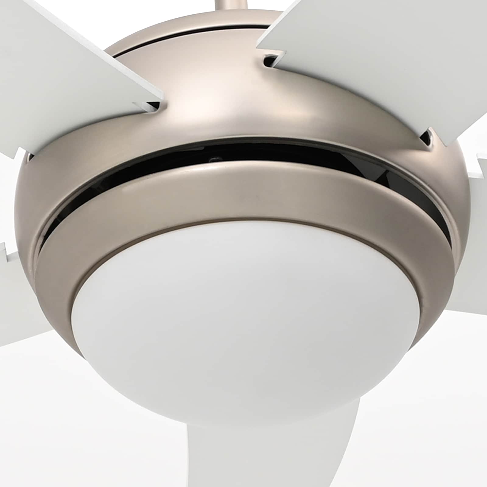 Deckenventilator mit Licht und Fernbedienung Ø 130 cm Weiß