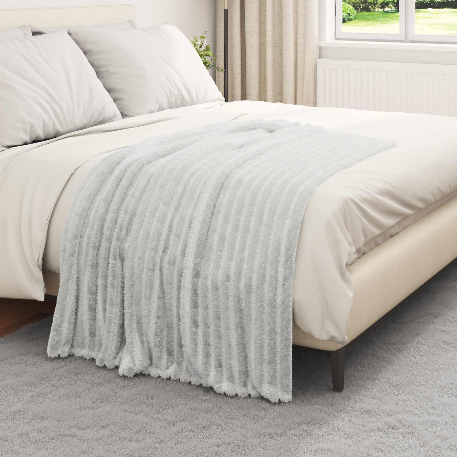 Überwurfdecke Beige 150 x 130 cm Fleece