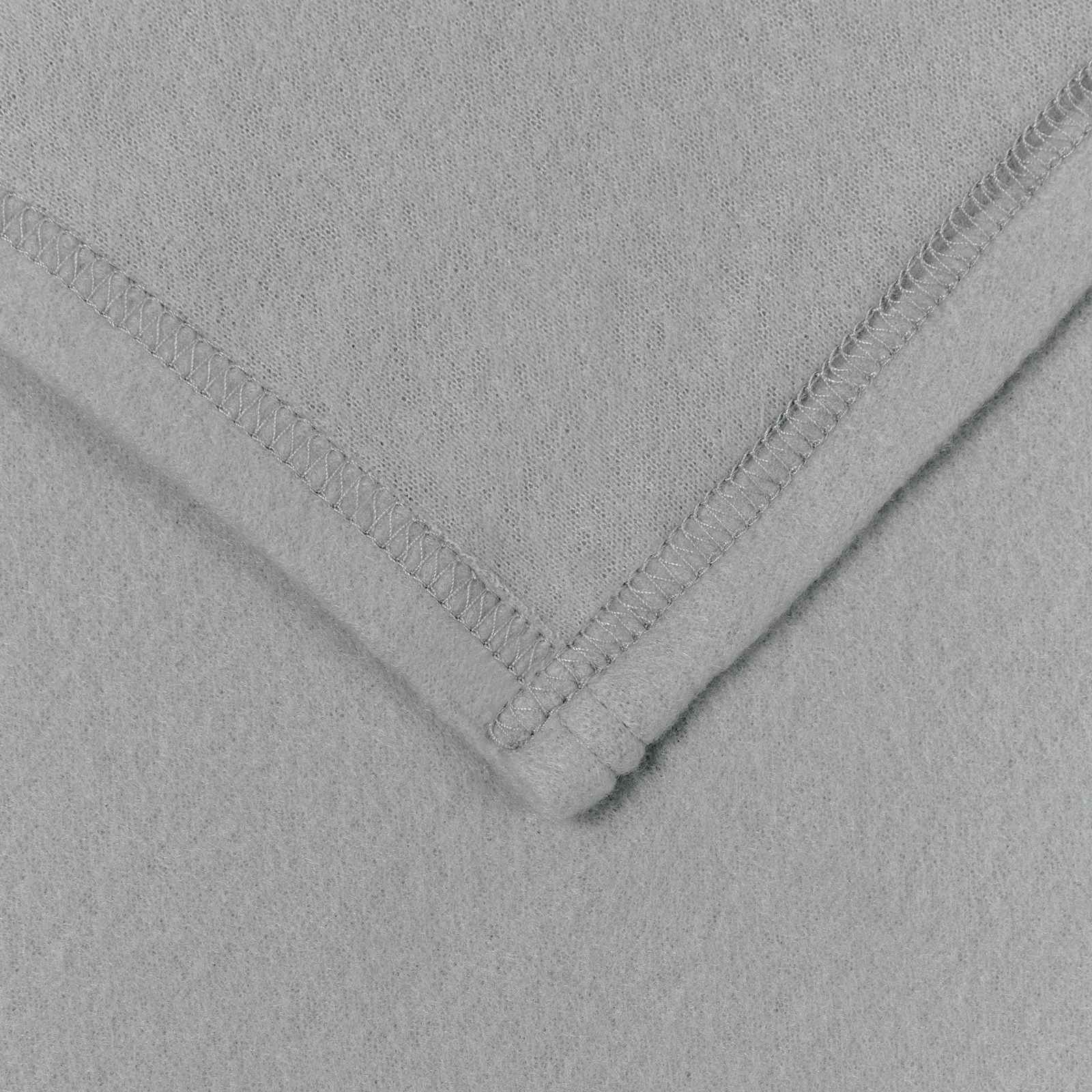 Überwurfdecke Beige 170 x 130 cm Fleece