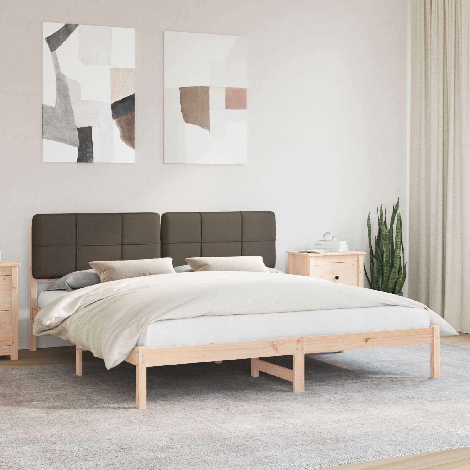 Bettgestell mit gepolstertem Kopfteil Hellgrau 200 x 200 cm
