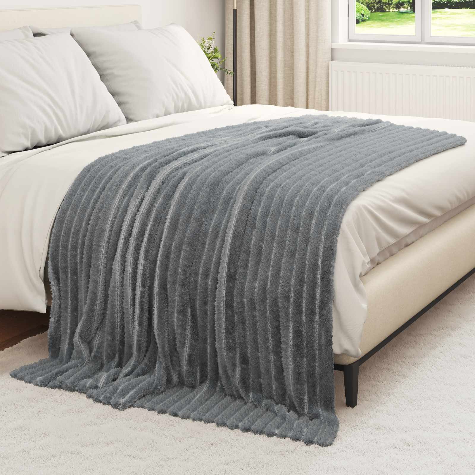 Überwurfdecke Beige 150 x 130 cm Fleece