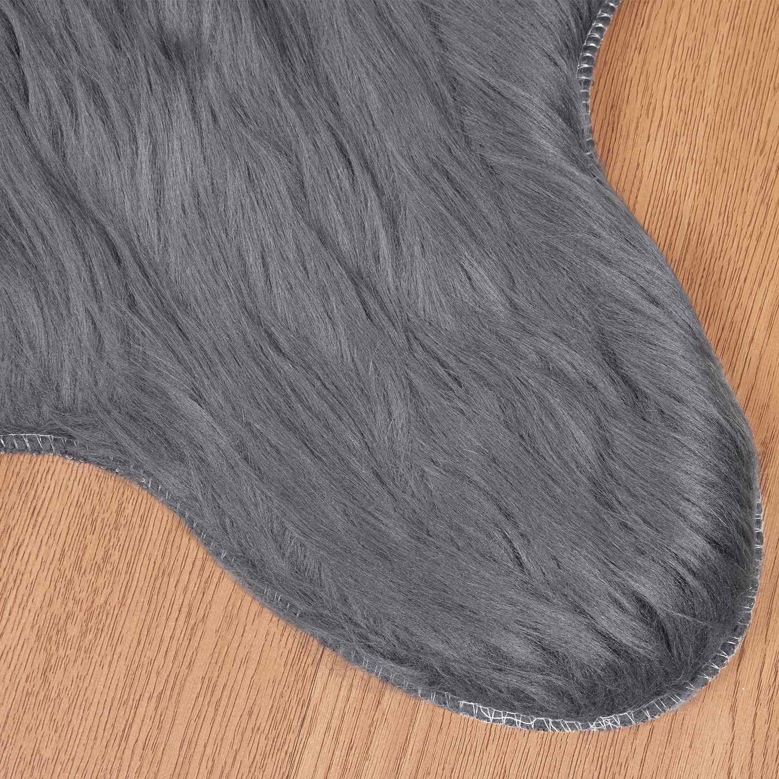 Teppich aus Kunstschaffell TAFALLA Weiß 60 x 110 cm Polyester